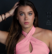 Amelia-PixPlaza-