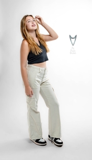 Brynn-PixPlaza-2700