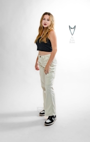 Brynn-PixPlaza-2702
