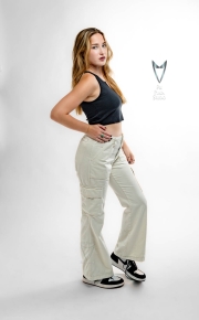 Brynn-PixPlaza-2703-2