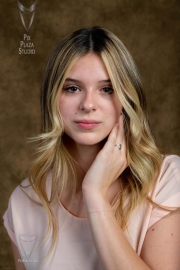 Ellie-PixPlaza-1613-2