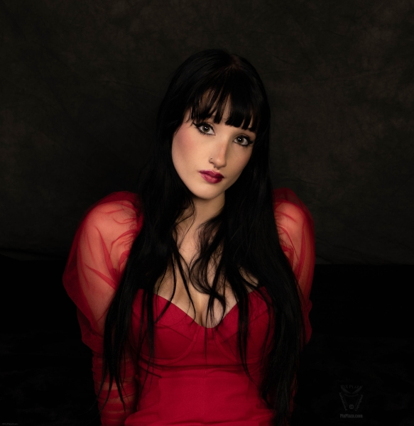 Emma-PixPlaza-0018