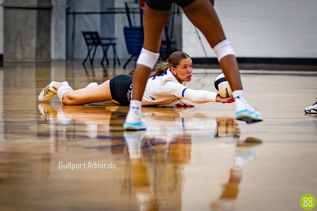 GHS Volleyball Dive
