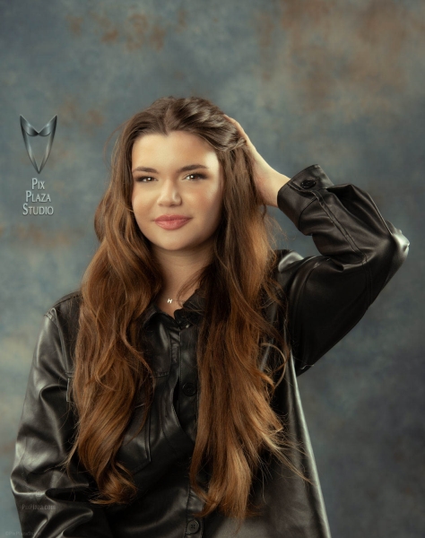 Haleigh-PixPlaza-3854