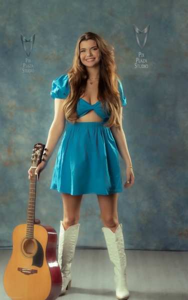 Haleigh-PixPlaza-5105