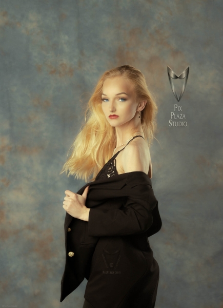 Halley-PixPlaza-3011