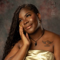 Francine-PixPlaza-4976 Francine-PixPlaza-4976
